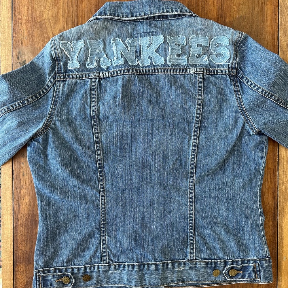 NY Yankees Distressed Custom Denim Jacket - Women’s Large New York